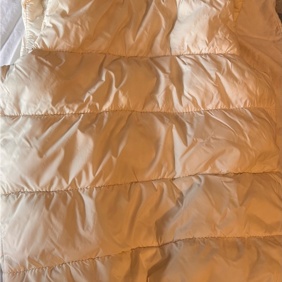 White kids vest - Picture 3 of 3